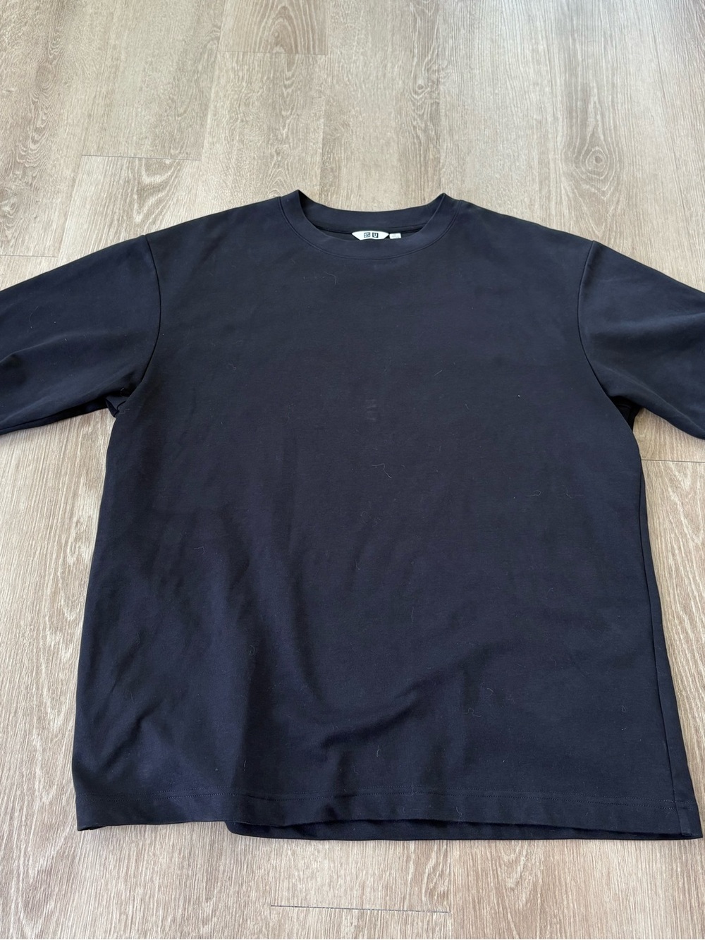 Uniqlo Black Short Sleeve Crewneck Tee